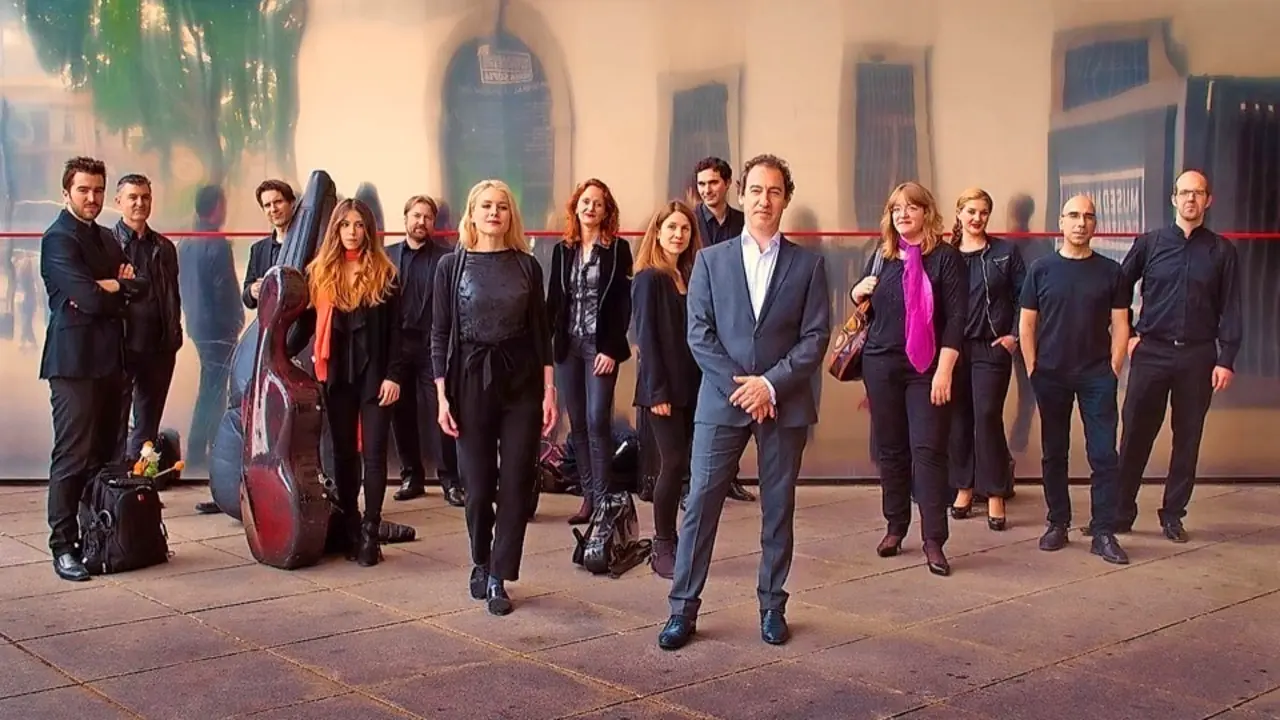 El elenco de Plural Ensemble, conjunto instrumental especializado en la m&uacute;sica de los siglo XX y XXI. / ALERTA