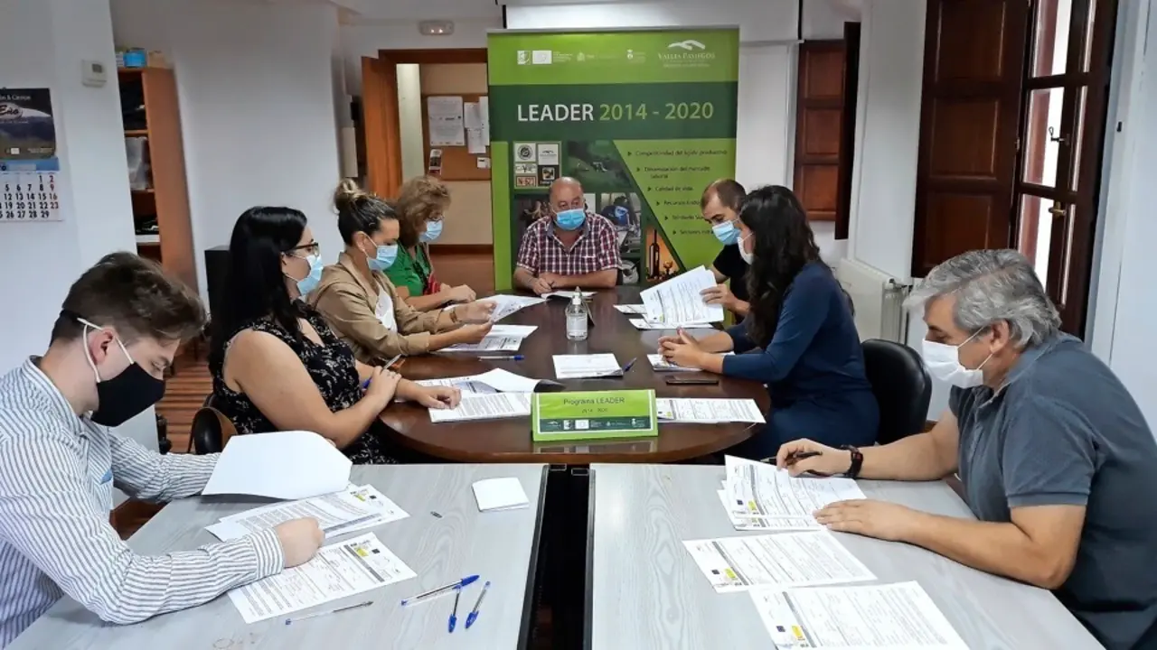 Firma de los contratos del programa Leader. / Alerta