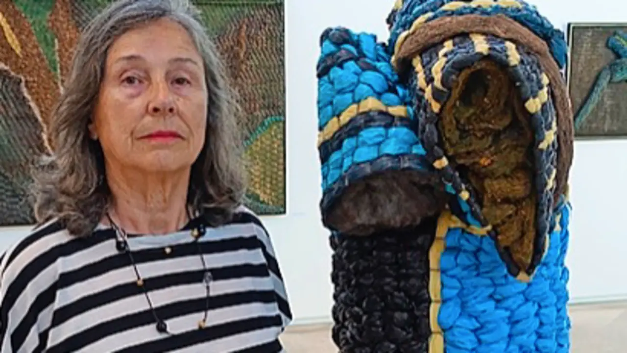 Mercedes R. Elvira, estar&aacute; acompa&ntilde;ada por Luis Alberto Salcines, escritor, ant&oacute;logo, editor y cr&iacute;tico. Organizado por la Consejer&iacute;a de Cultura para dinamizar las exposiciones temporales de Los Arenales. / ALERTA