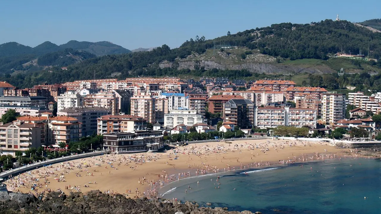 Playa de Brazomar, Castro Urdiales