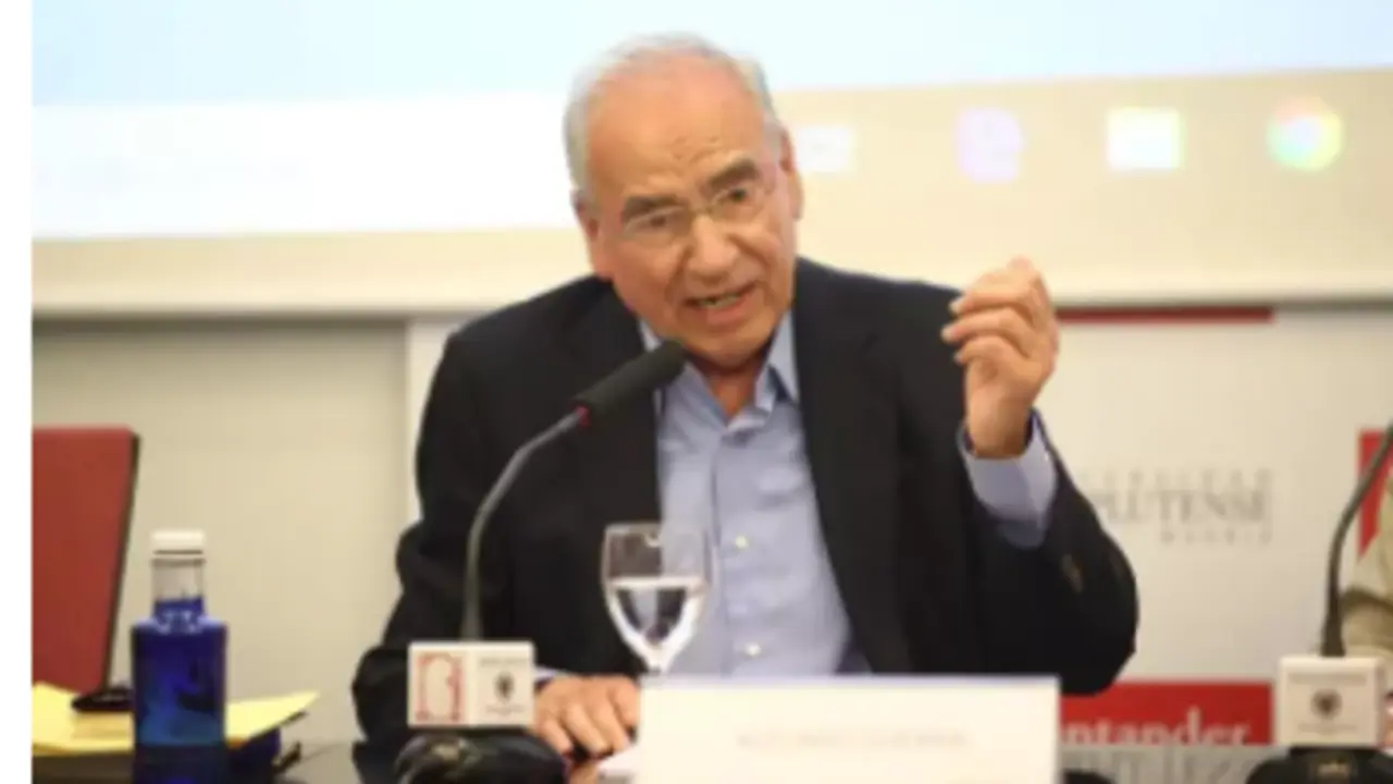 Alfonso Guerra, diputado constituyente y exvicepresidente del Gobierno. - EDUARDO PARRA/EUROPA PRESS - Archivo