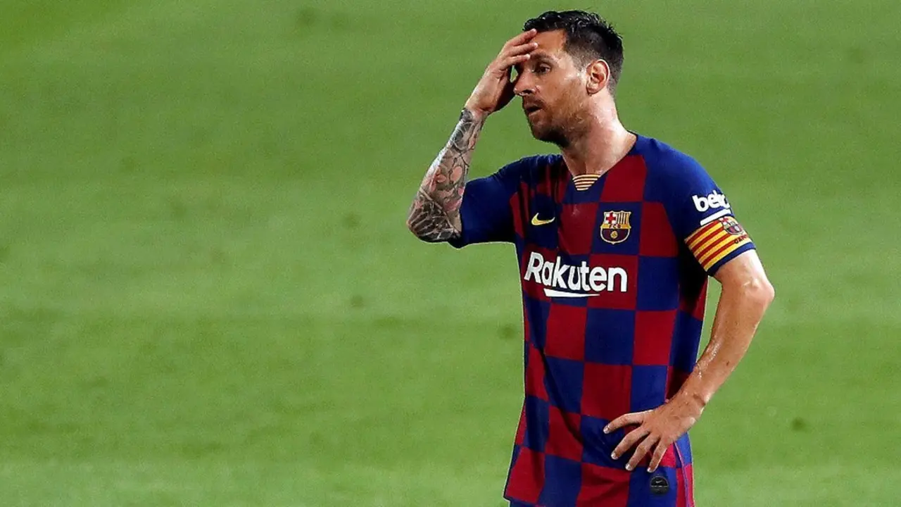 leo-messi-lamenta-tras-segundo-gol-osasuna-contra-barca-camp-nou-pasado-julio-1598266817502