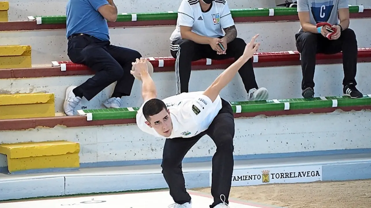 Jos&eacute; Manuel Gonz&aacute;lez, ayer en el tiro de la Severino Prieto. / juan