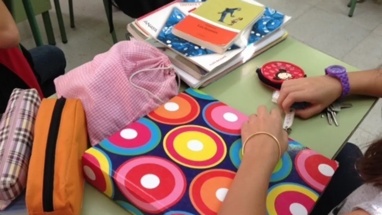 ni&ntilde;os colegio