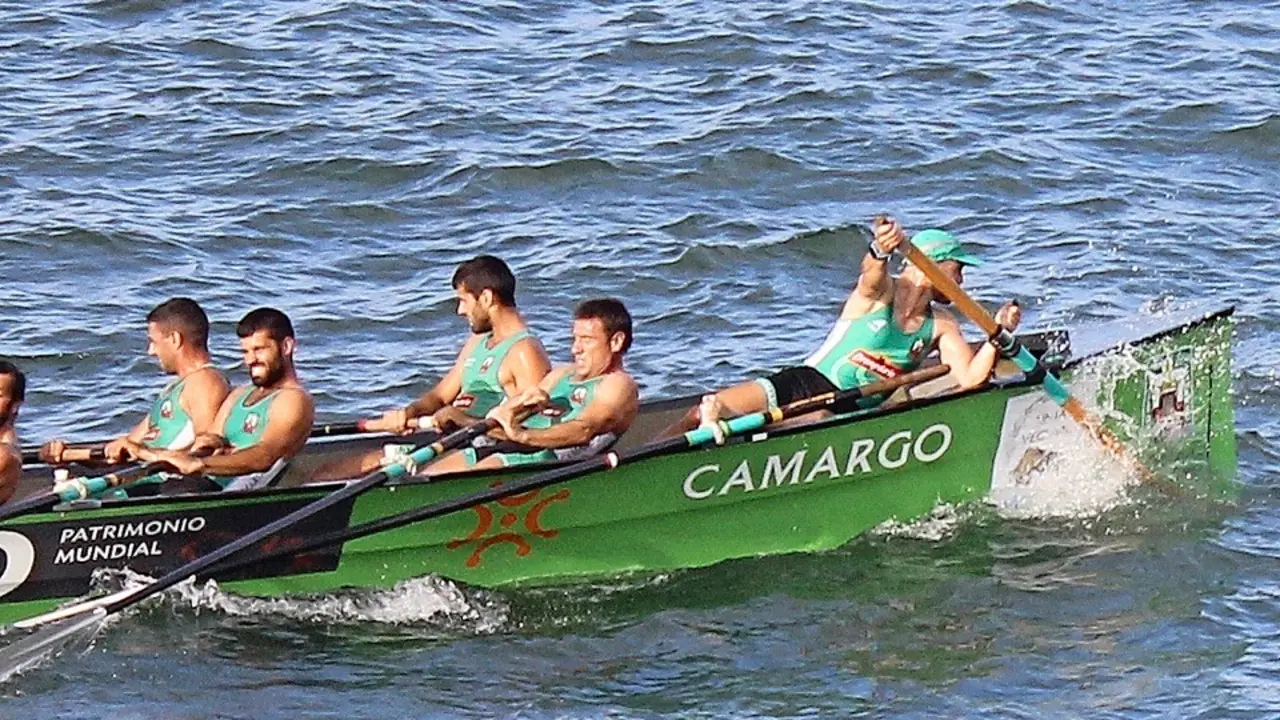 La &lsquo;Virgen del Carmen&rsquo;, durante la regata del pasado domingo en Getxo.