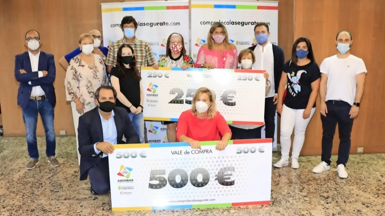 Entregada los cheques de la Campa&ntilde;a de Vales de Compra de Torrelavega