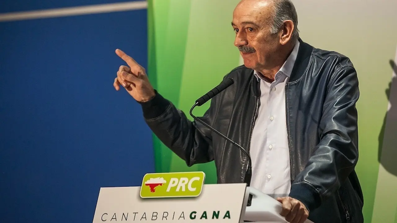 El diputado del PRC Jos&eacute; Mar&iacute;a Maz&oacute;n diputado del PRC.
