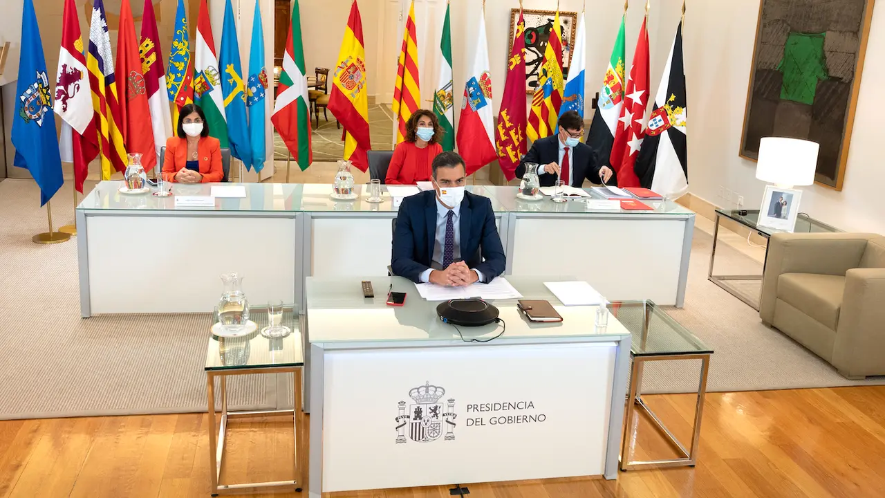 Sanchez durante la conferencia de presidentes.