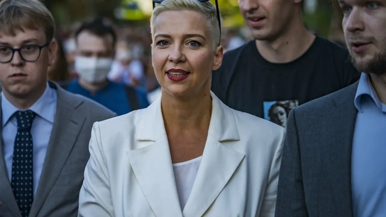 Maria Kolesnikova, dirigente opositora bielorrusa, en una manifestaci&oacute;n en Minsk.