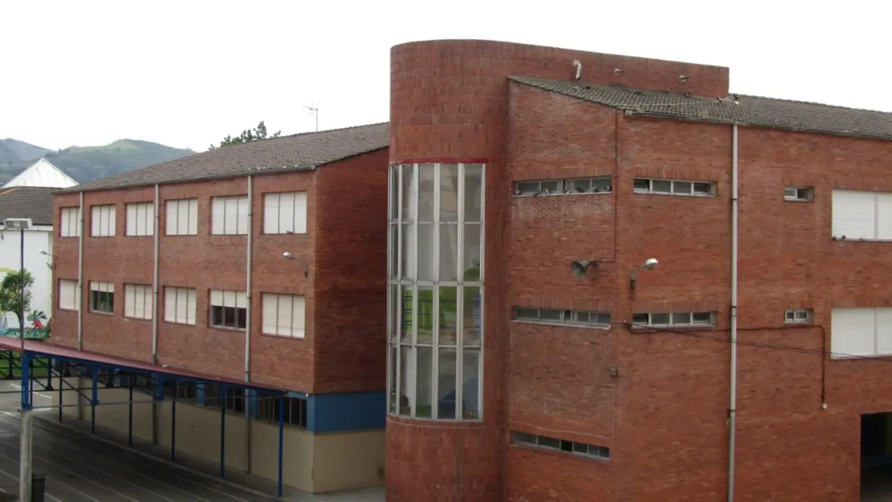 El colegio Jos&eacute; Luis Hidalgo de Torrelavega.