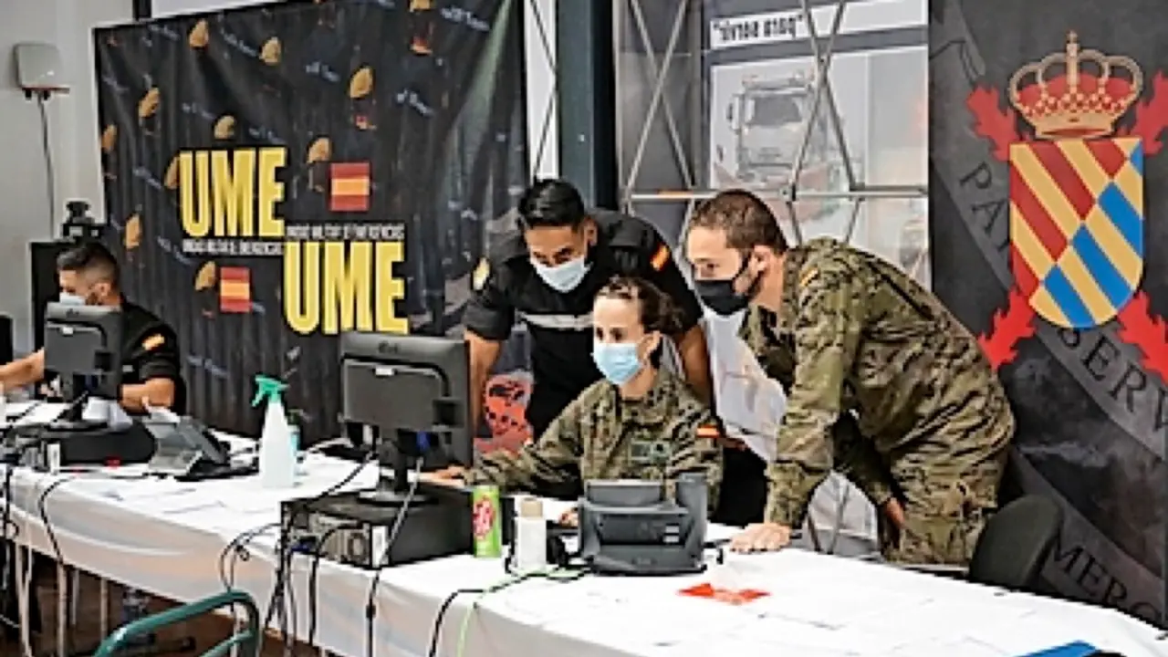 Los rastreadores militares realizando el seguimiento. / alerta