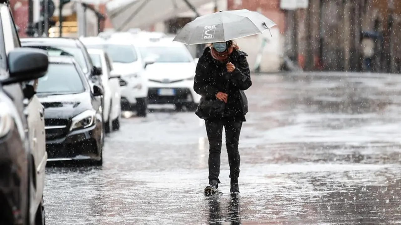 Una vista de Roma, Italia, despu&eacute;s de fuertes lluvias, 27 de septiembre de 2020. (Italia, Roma) EFE / EPA / Giuseppe Lam
