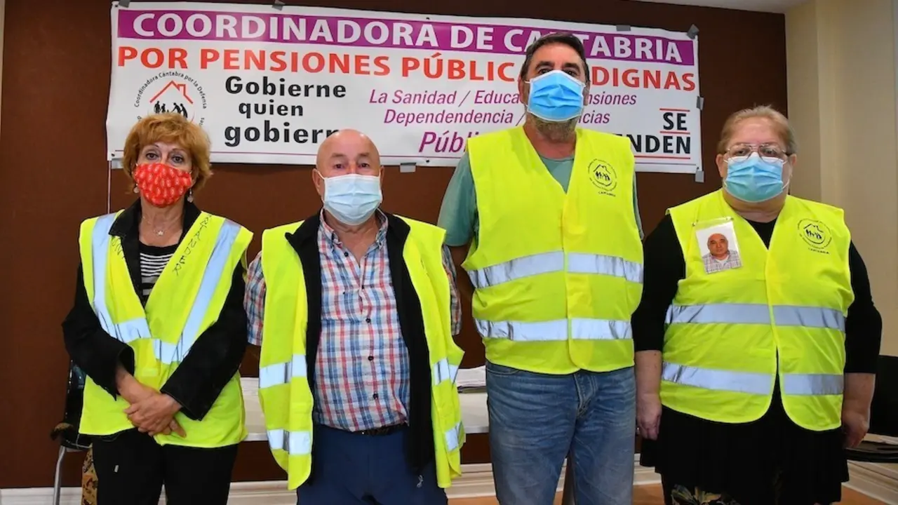 La Coordinadora de Cantabria por Pensiones P&uacute;blicas y Dignas. / HARDY