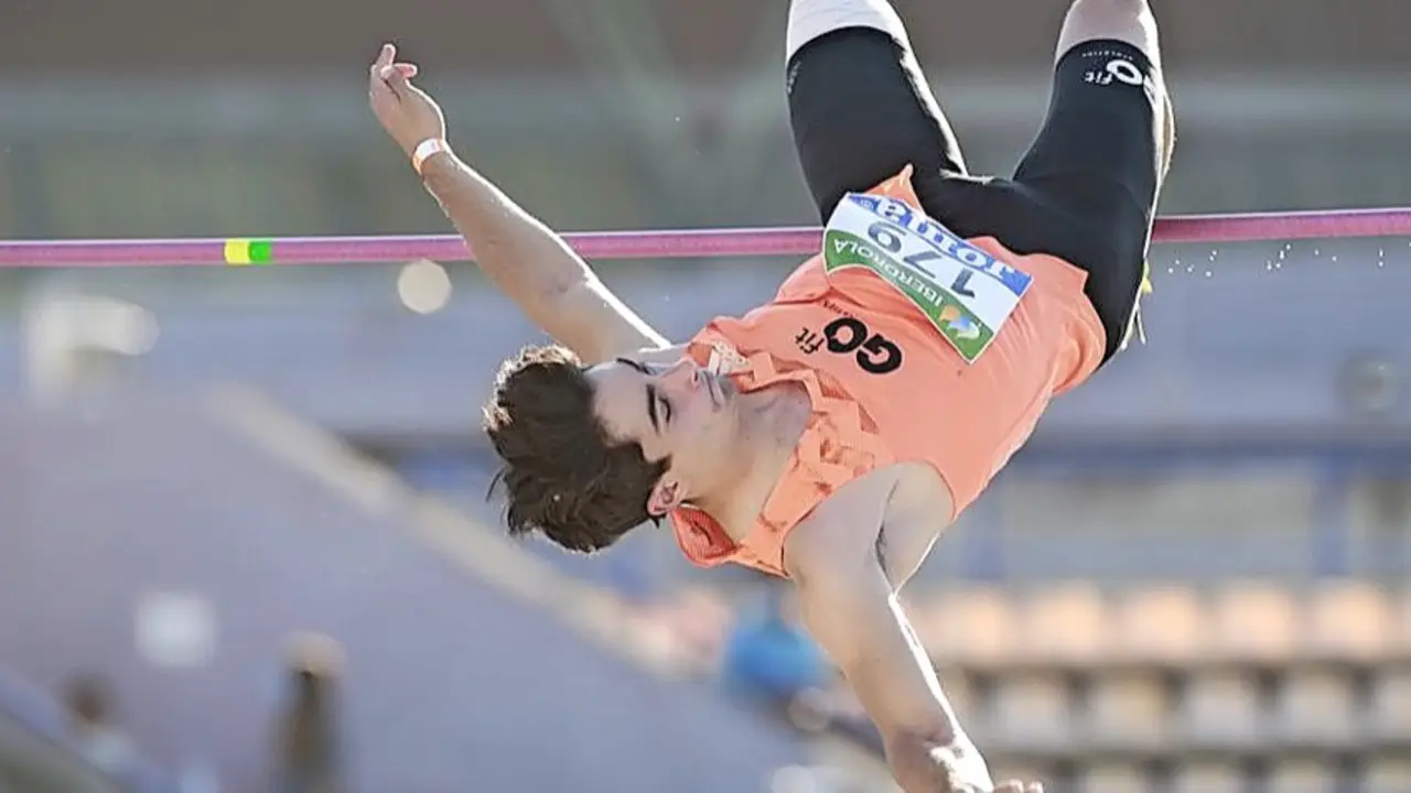 Pablo Velasco, durante su prueba de salto.