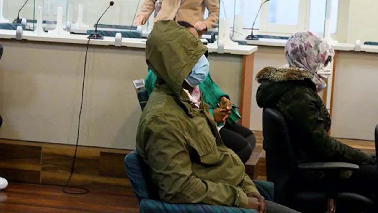 Sospechosos de formar parte de una red de trata que tra&iacute;a mujeres de Nigeria. / HOYOS