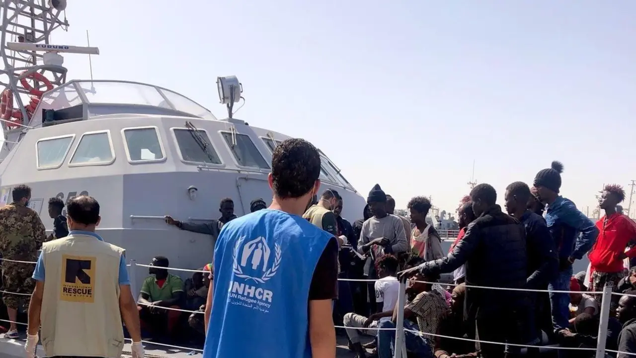 Migrantes y refugiados rescatados en el mar Mediterr&aacute;neo y devueltos a la costa de Libia