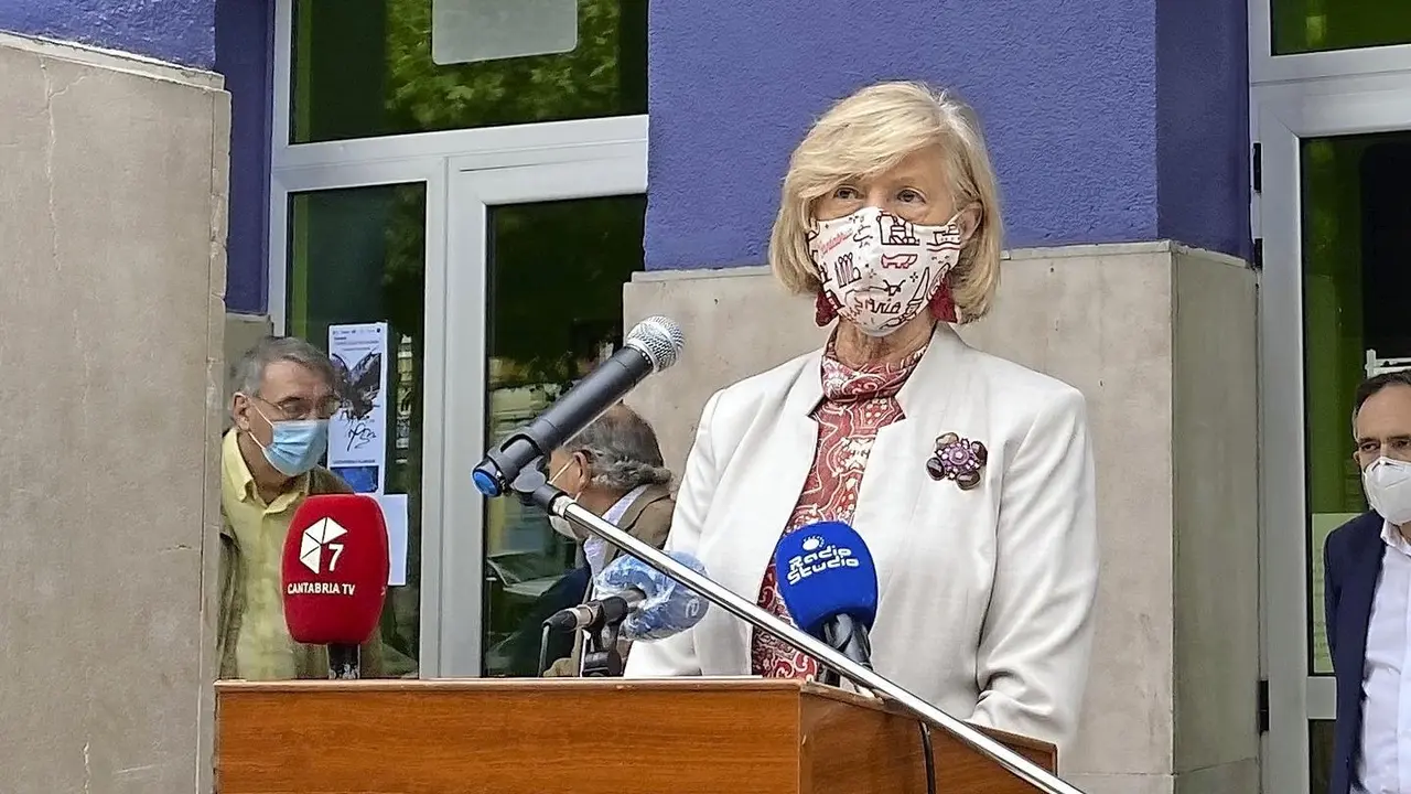 La consejera de Turismo, Marina Lomb&oacute;. / ALERTA
