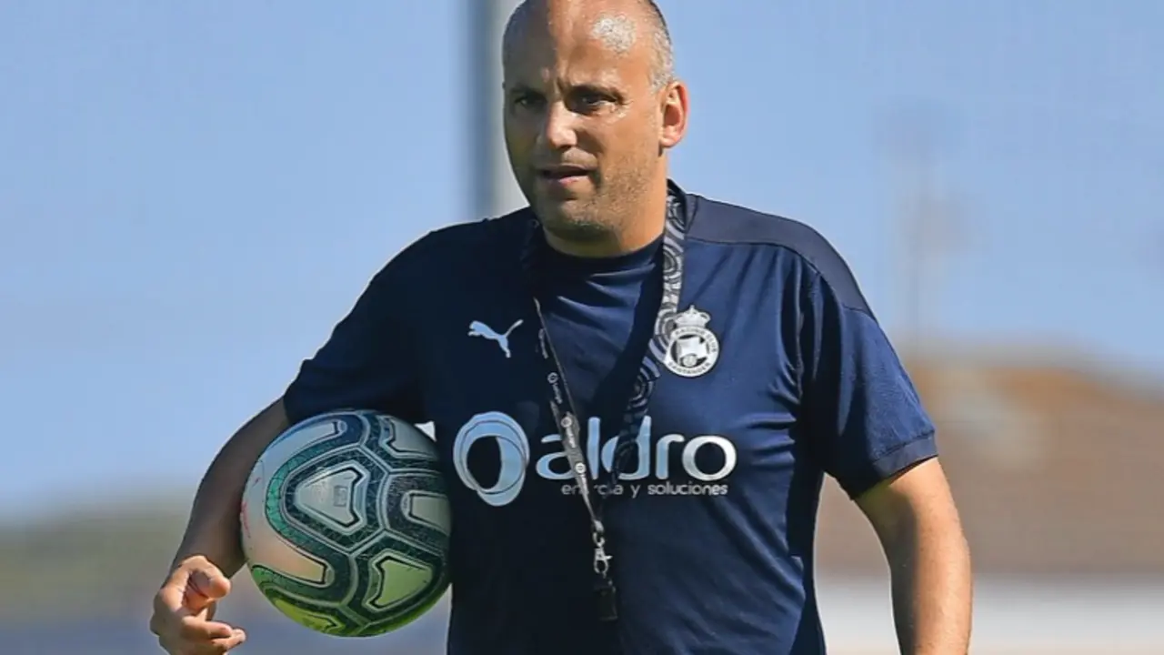 Javi Rozada se estrenar&aacute; ma&ntilde;ana en partido oficial. / Hardy