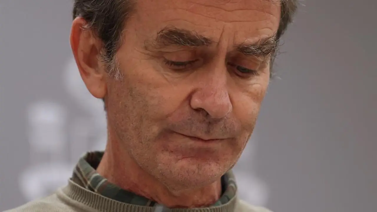 El director del Centro de Alertas y Emergencias Sanitarias, Fernando Sim&oacute;n, durante la rueda de prensa ofrecida este lunes en Madrid para informar acerca de los &uacute;ltimos datos de la pandemia del coronavirus en Espa&ntilde;a. EFE/ Juanjo Mart&iacute;n