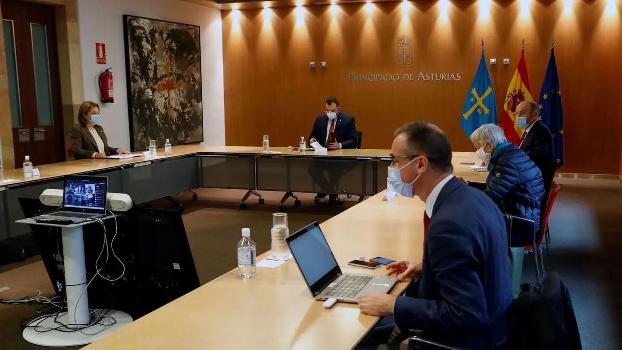 Reuni&oacute;n del Comit&eacute; de crisis.