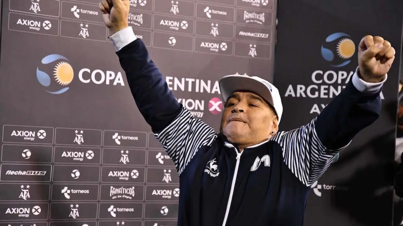 Diego Armando Maradona durante un homenaje el pasado mes de febrero. / EUROPA PRESS