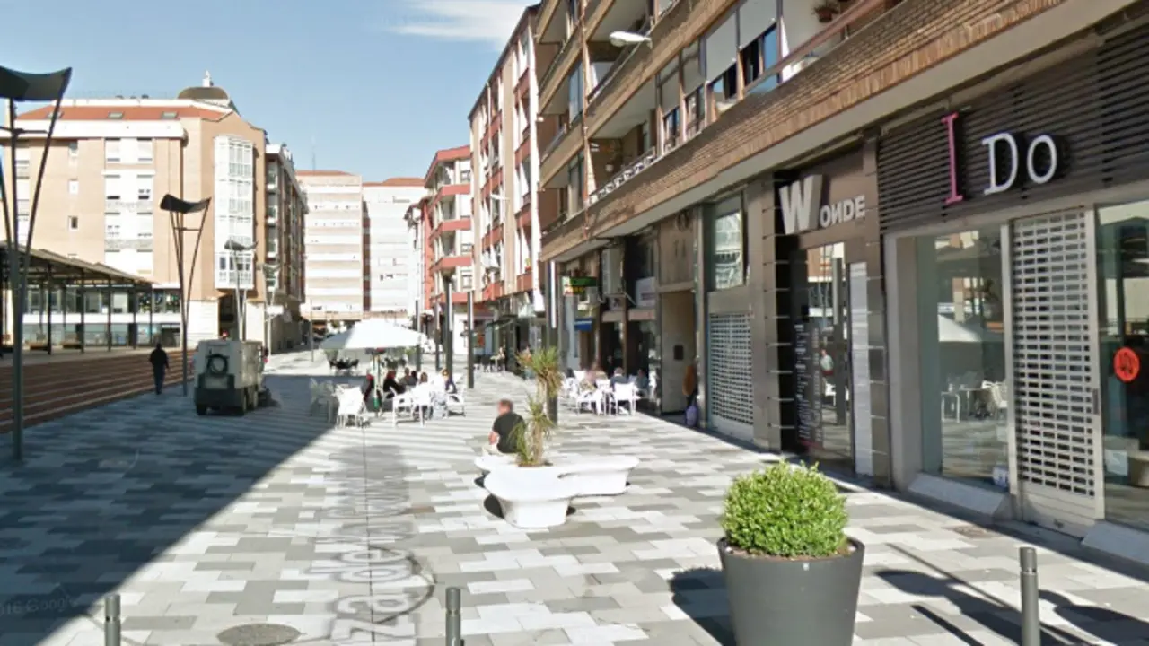 Plaza de la Constituci&oacute;n en Malia&ntilde;o, Camargo.