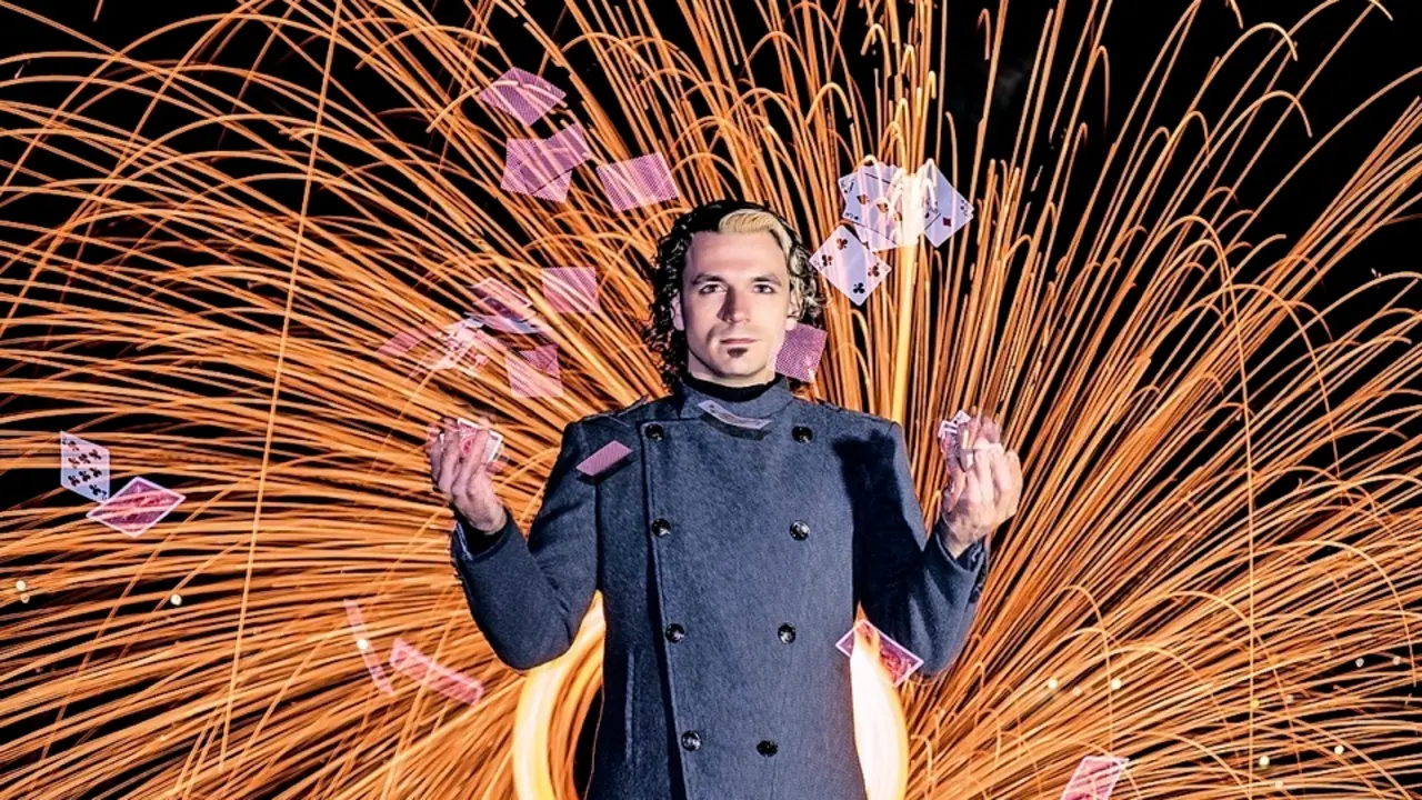 El pr&oacute;ximo 21 de noviembre a las 21:00 horas ser&aacute; el gran estreno de &lsquo;Siente la Magia&rsquo;, la nueva propuesta del mago c&aacute;ntabro Daniel Ka. / Chema Alonso