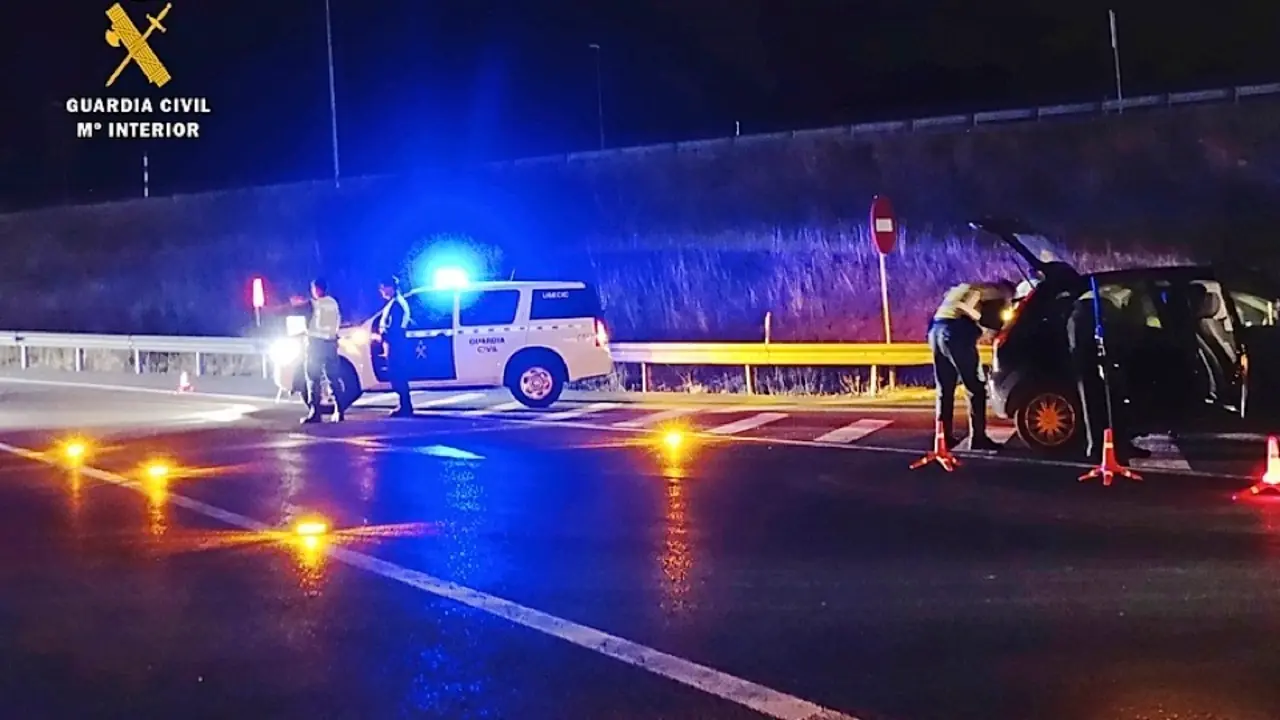 Momento de la detenci&oacute;n. / guardia civil