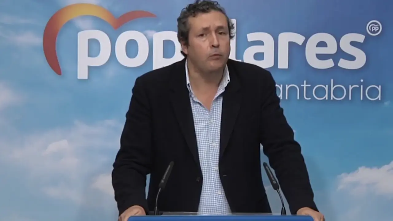 El portavoz parlamentario del PP, I&ntilde;igo Fern&aacute;ndez. / ALERTA
