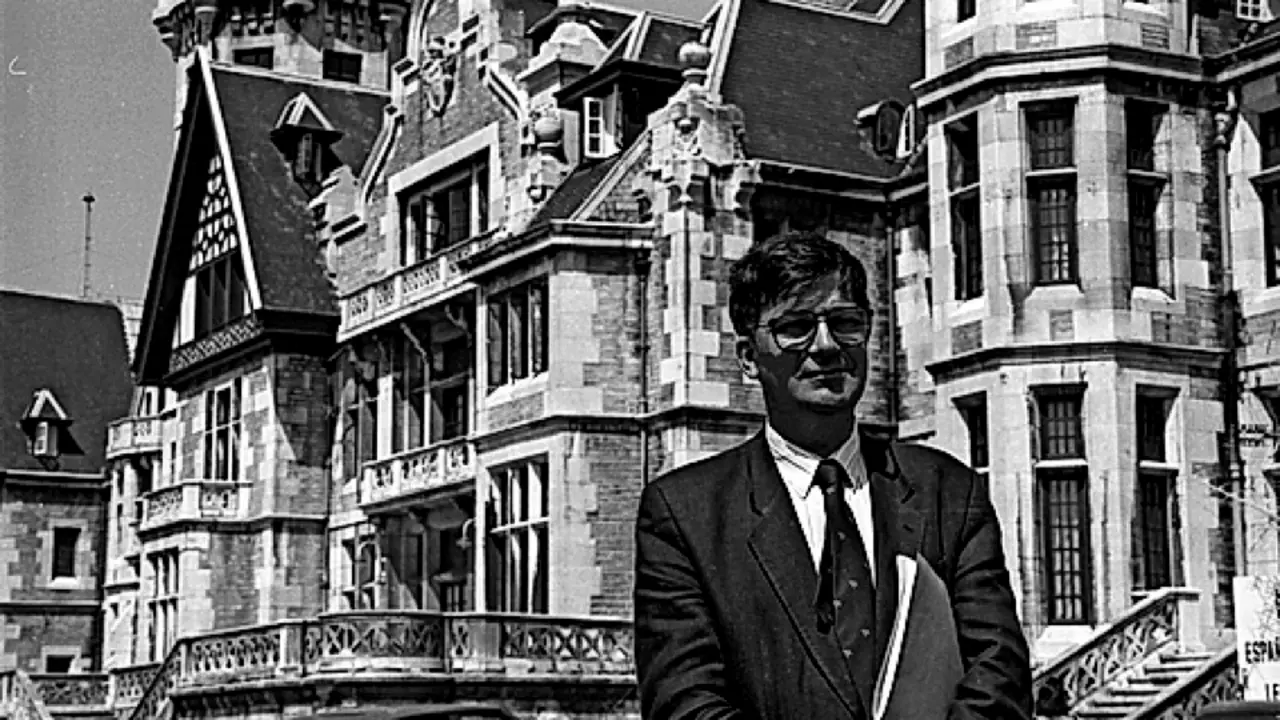 Ernest Lluch en sus a&ntilde;os de rector.