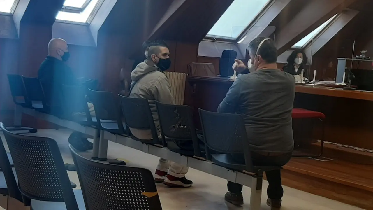 Juicio a dos acusados de abusos sexuales a un hombre con discapacidad mental.
