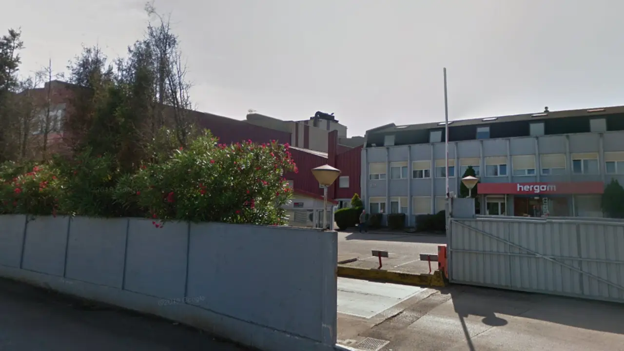 Herg&oacute;m fabrica en Soto de la Marina.