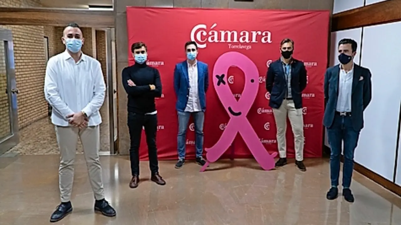 Participantes en la firma del convenio. / ALERTA