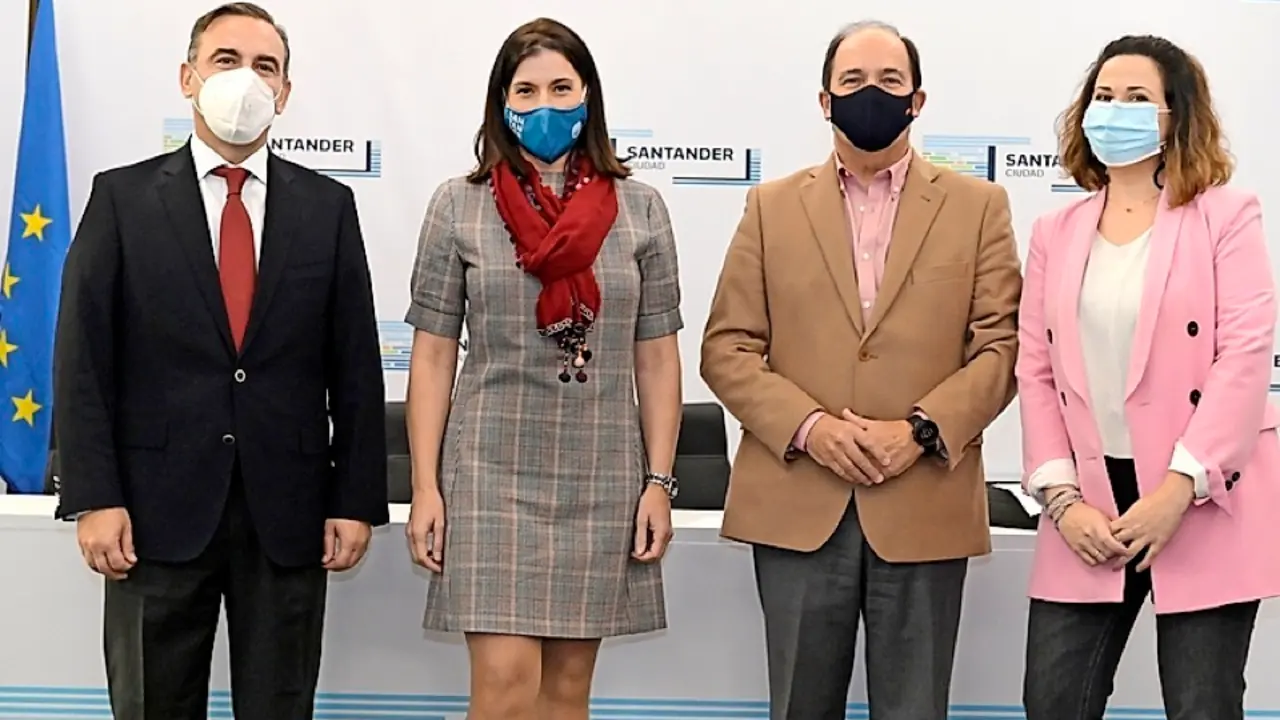 Asistentes a la presentaci&oacute;n del proyecto. / ALERTA