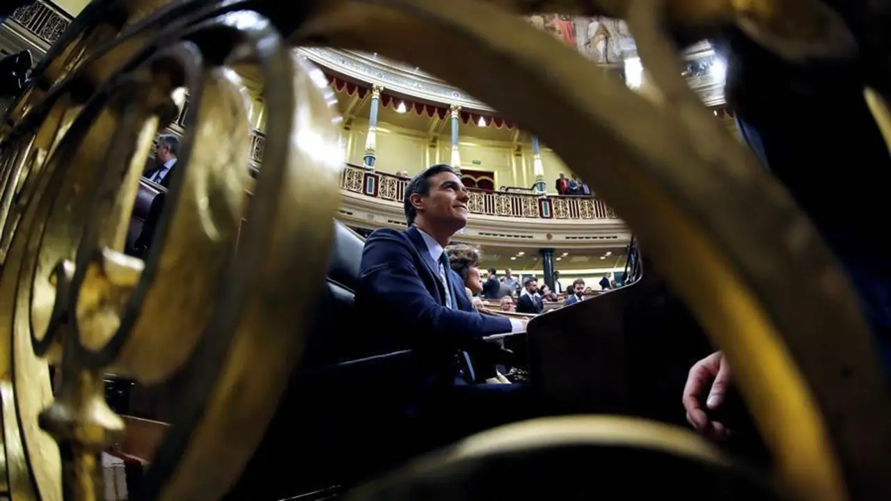 El presidente del Gobierno, Pedro S&aacute;nchez, en el Congreso de los Diputados. EFE/Juan Carlos Hidalgo