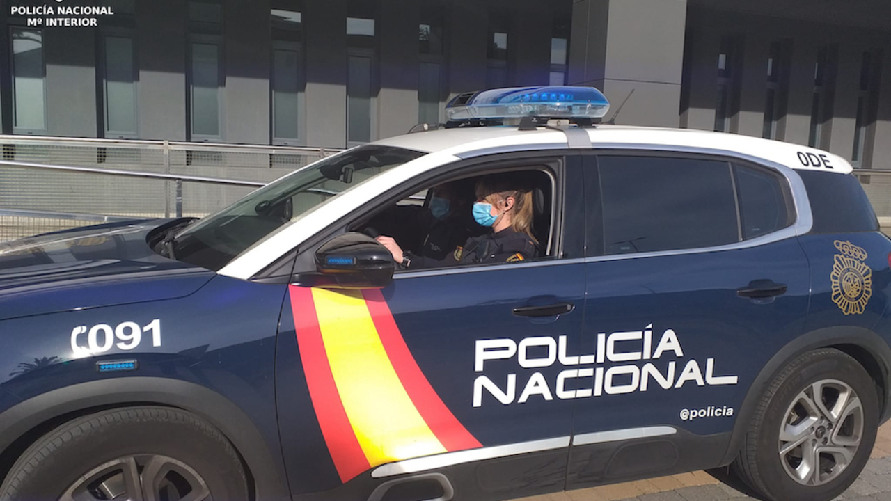 polic&iacute;a nacional