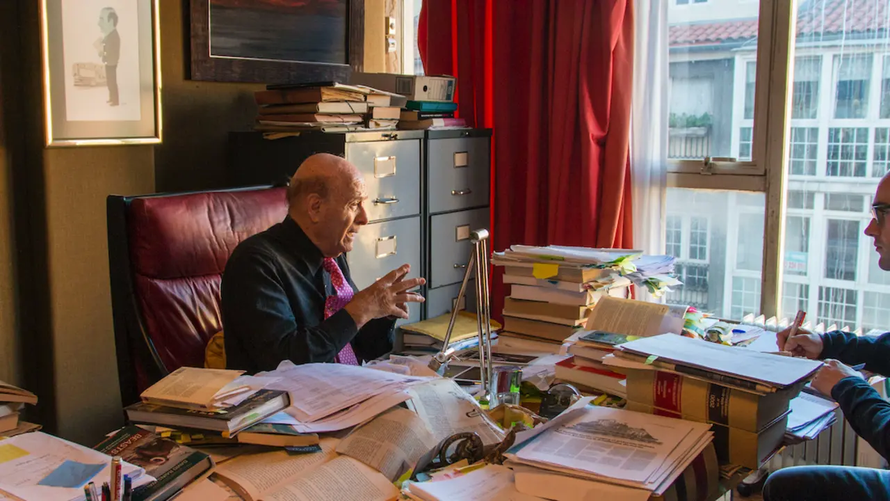Juan Hormaechea en una de sus &uacute;ltimas entrevistas con el periodista de ALERTA, Gerardo Tard&iacute;o. / ARCHIVO ALERTA