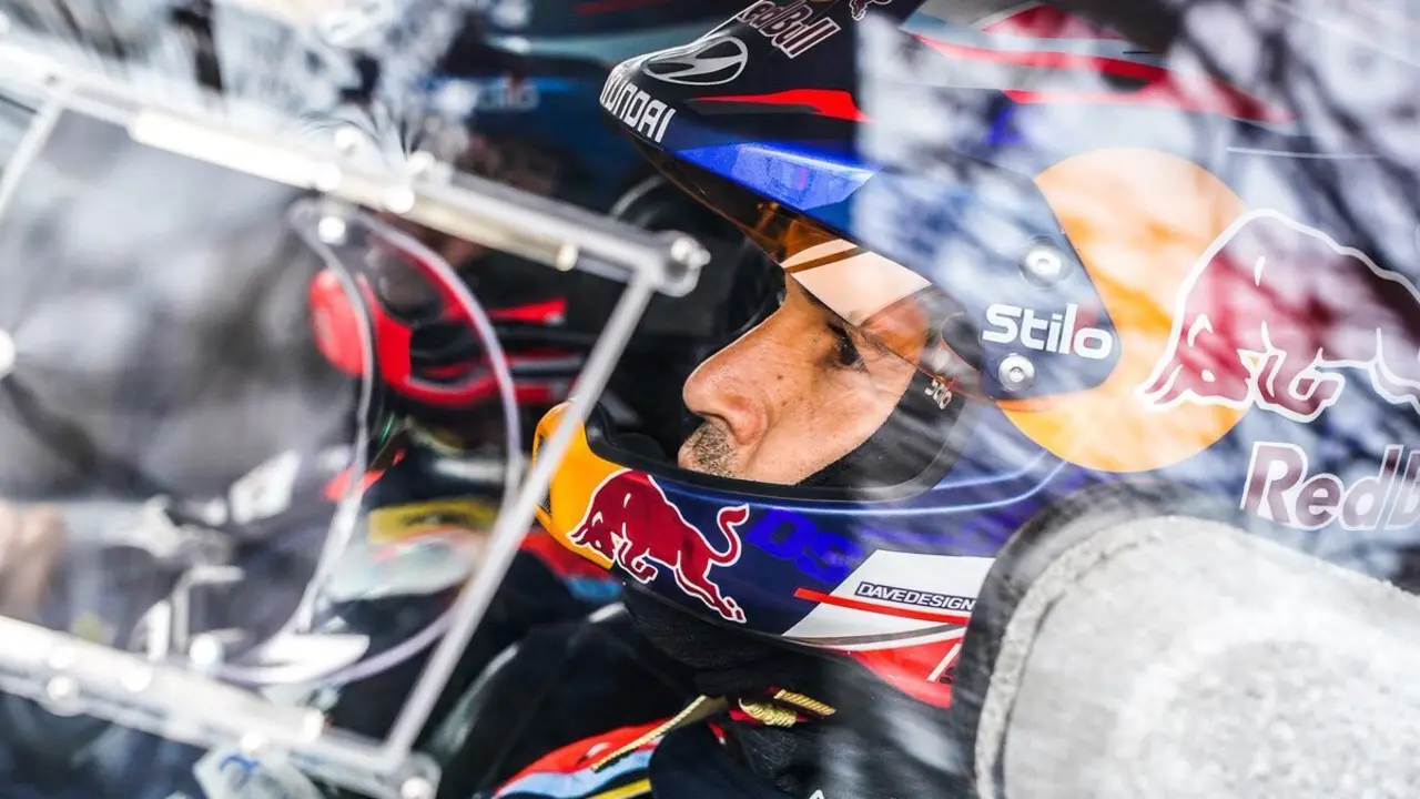 El c&aacute;ntabro Dani Sordo, dentro de su Hyundai en Monza. / @DanielSordo