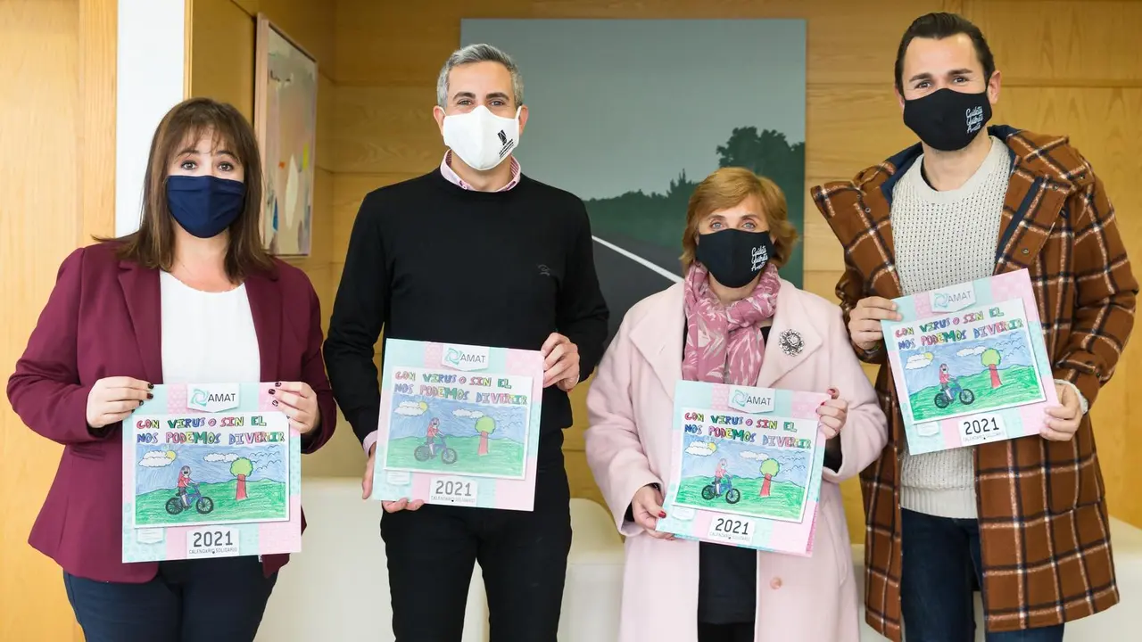 10:00 horas. Gobierno de Cantabria (6&ordf; planta). El vicepresidente y consejero de Universidades, Igualdad, Cultura y Deporte, Pablo Zuloaga, asiste a la presentaci&oacute;n del calendario solidario de la Asociaci&oacute;n Monta&ntilde;esa de Ayuda al Toxic&oacute;mano (AMAT). 9 de diciembre de 2020 &copy; Ra&uacute;l Lucio