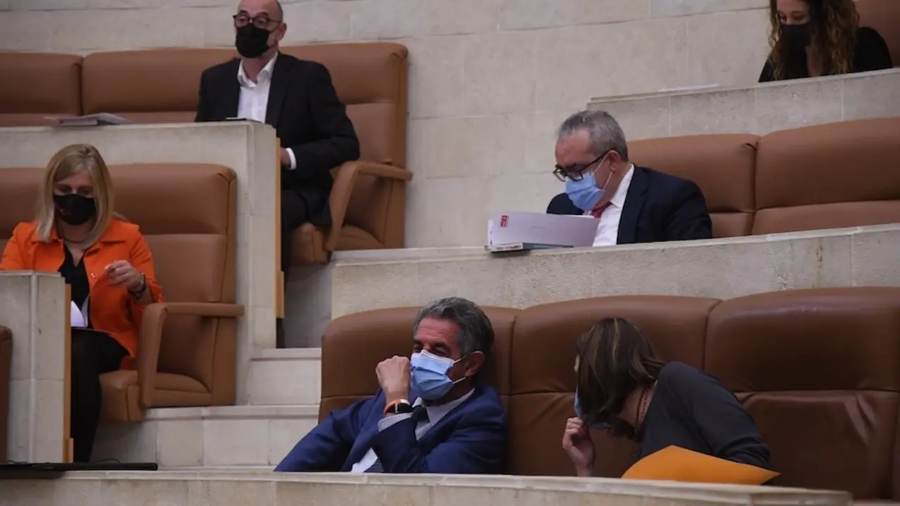 Los diputados en el Parlamento