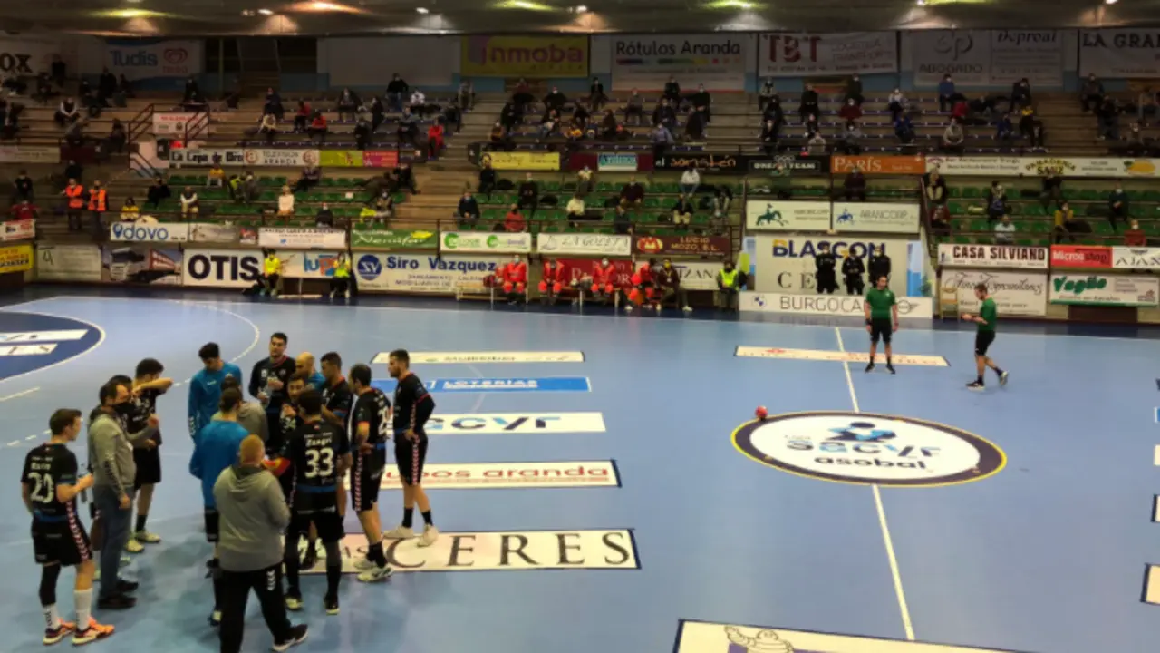 El Sinf&iacute;n durante un momento del partido.