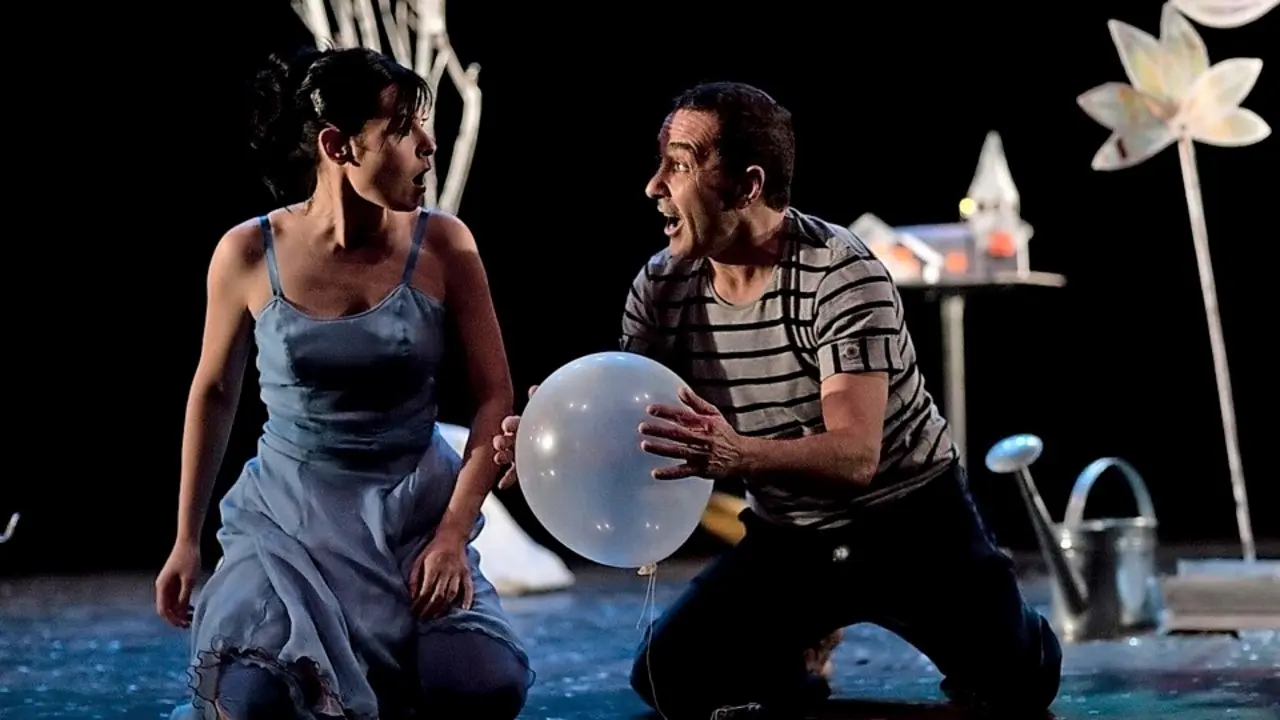 Escena de &lsquo;Grillos y Luci&eacute;rnagas de la Machina Teatro. / Machina Teatro