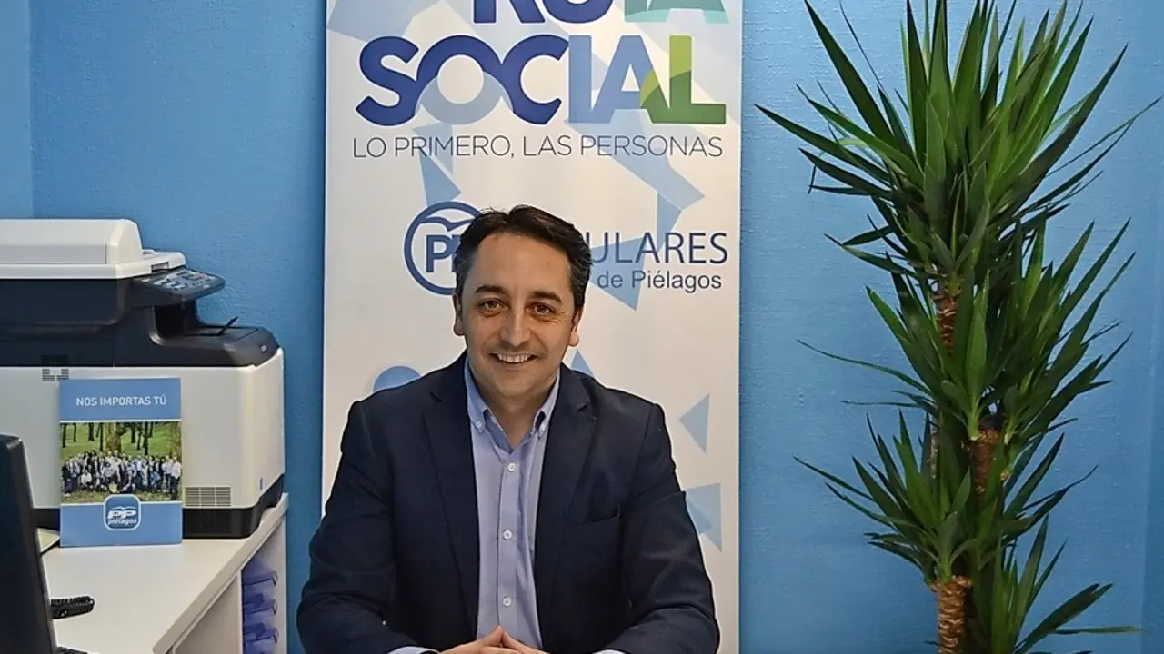 El portavoz del PP en Pi&eacute;lagos, Carlos Caram&eacute;s. / ALERTA