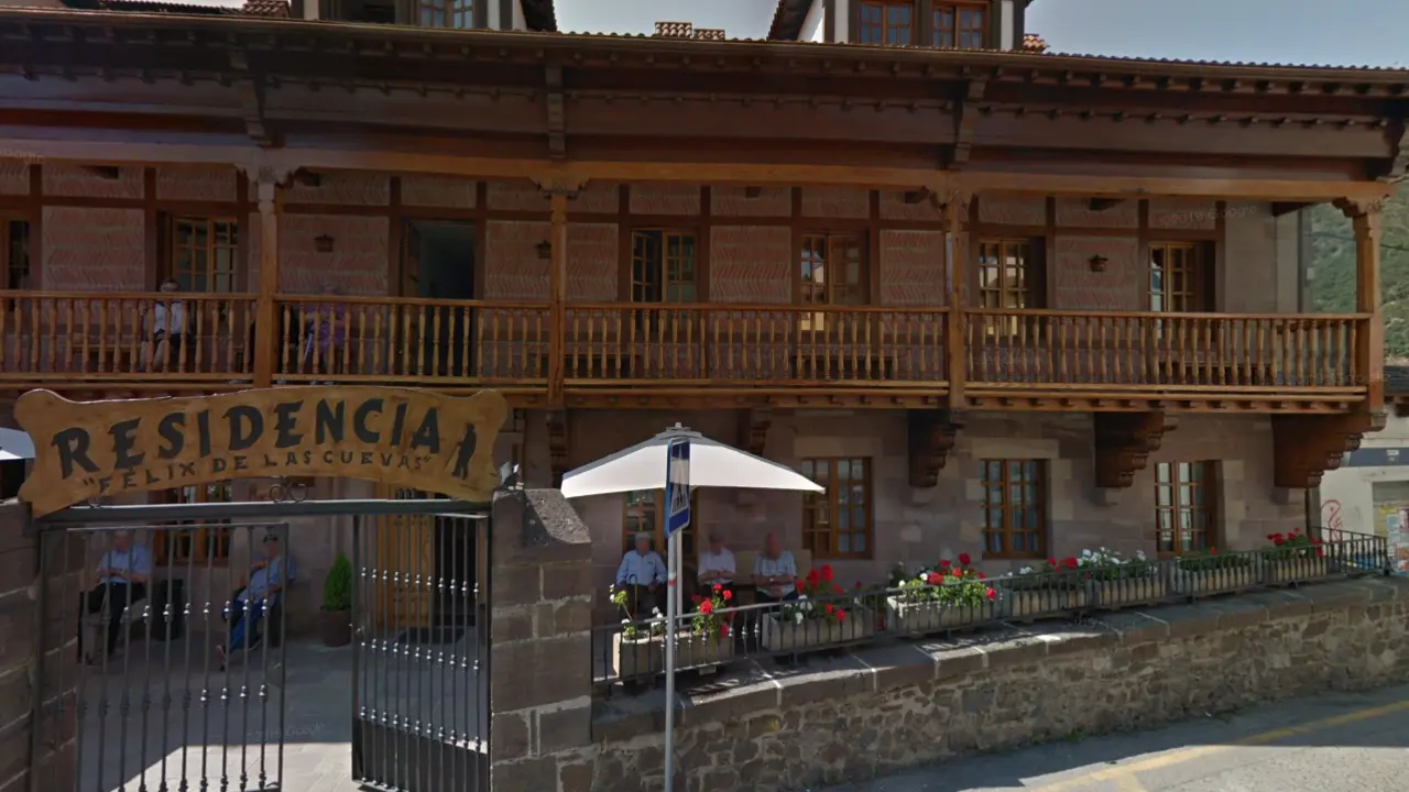 La residencia F&eacute;lix de las Cuevas de Potes. / ALERTA