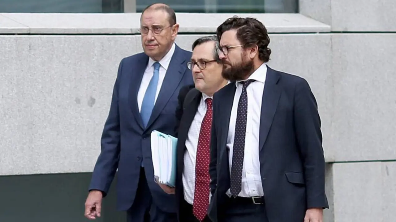 Francisco Marhuenda, Mauricio Casal a su llegada a la Audiencia Naciional.