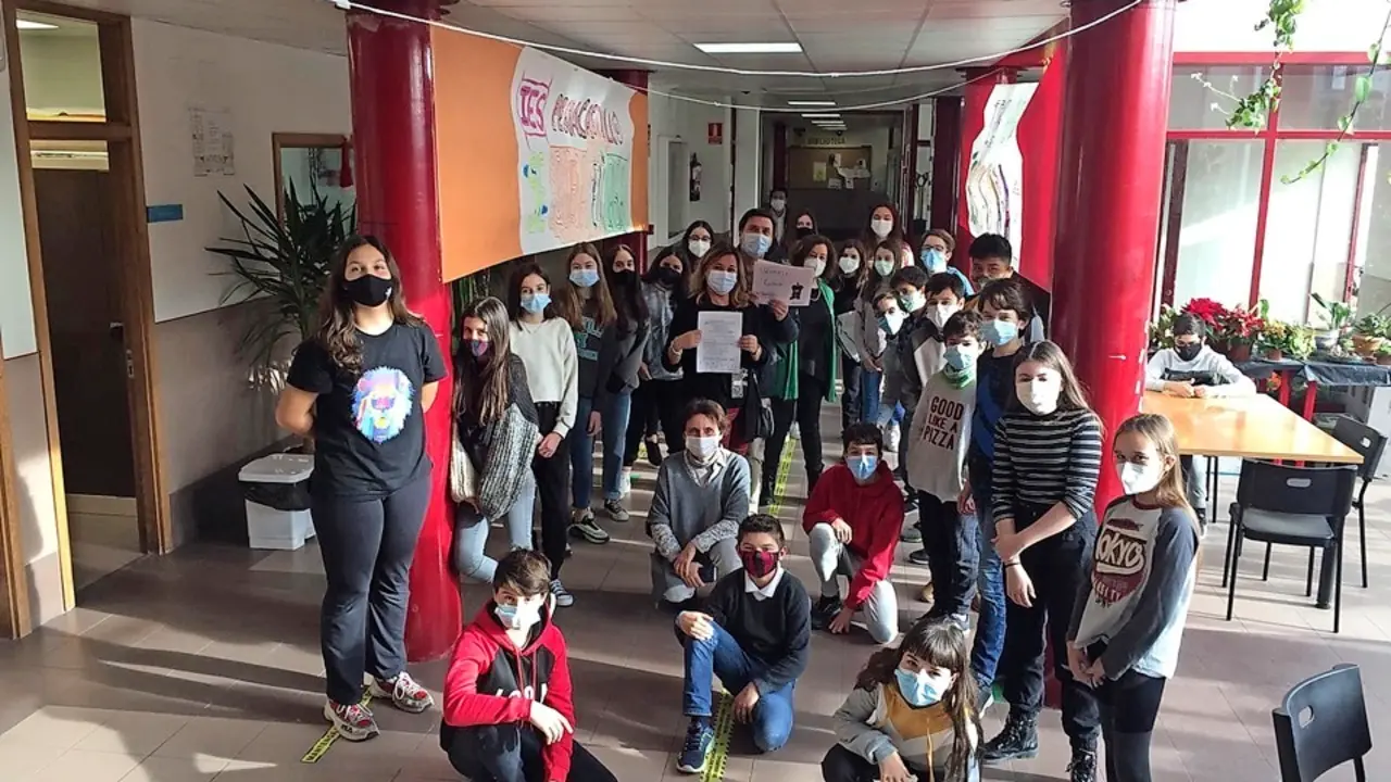 Alumnos del IES Pe&ntilde;acastillo.