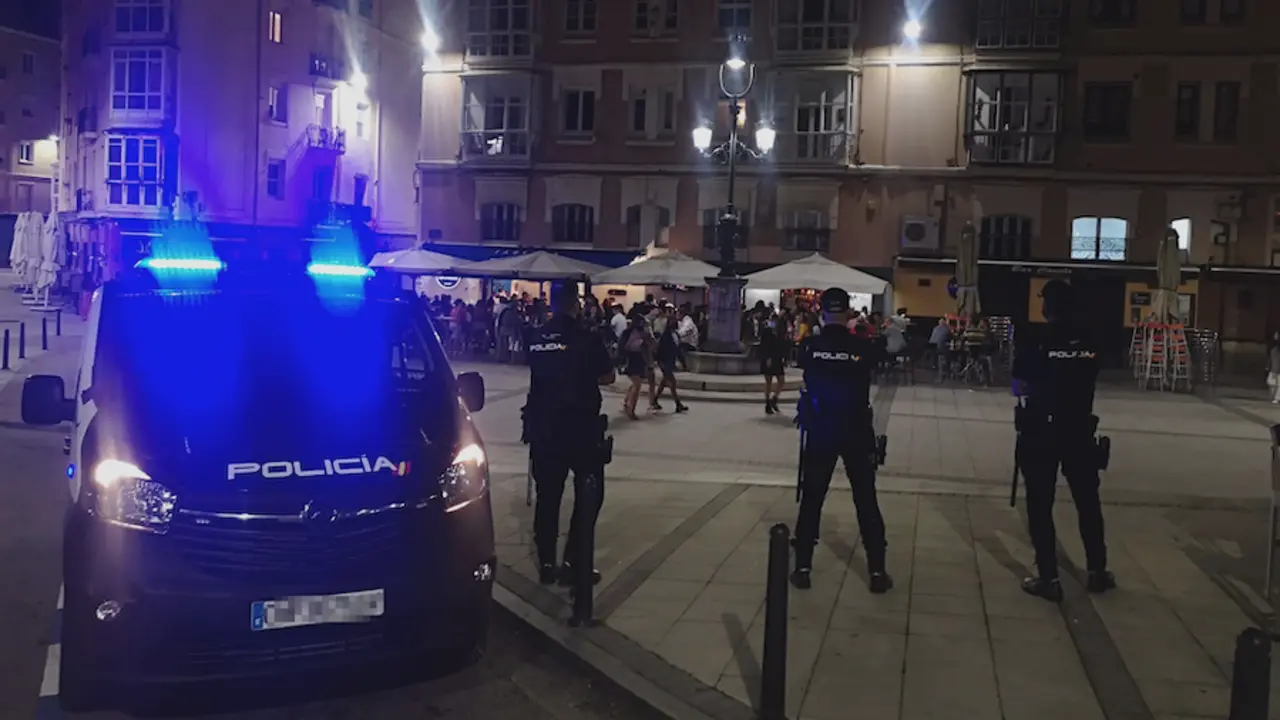 POLIC&Iacute;A NACIONAL