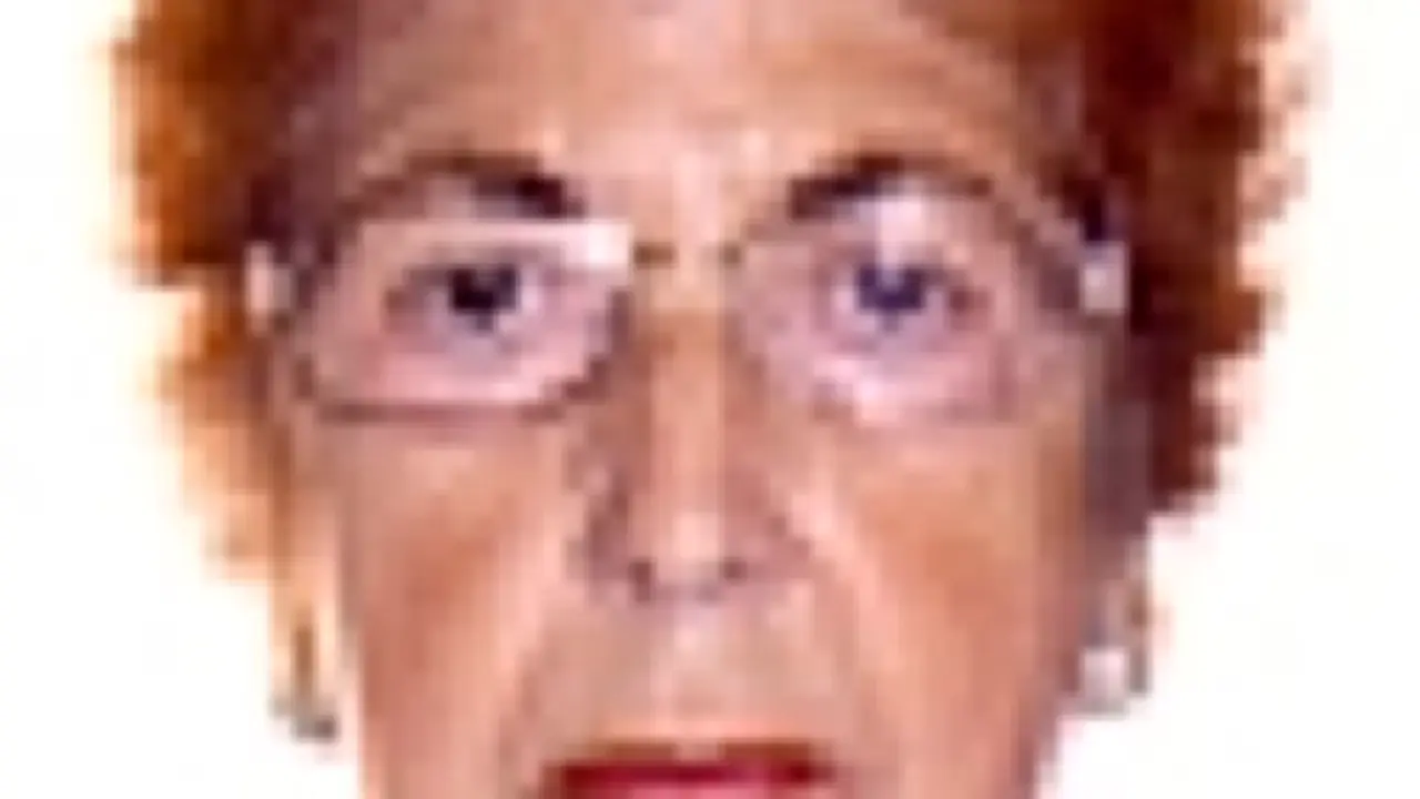 JULIA LORENZO ITURZAETA (RETOCADA)