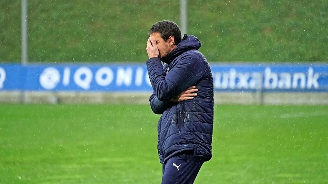 Solabarrieta, sin explicarse la mala imagen que estaba dando su equipo en Zubieta. / real sociedad