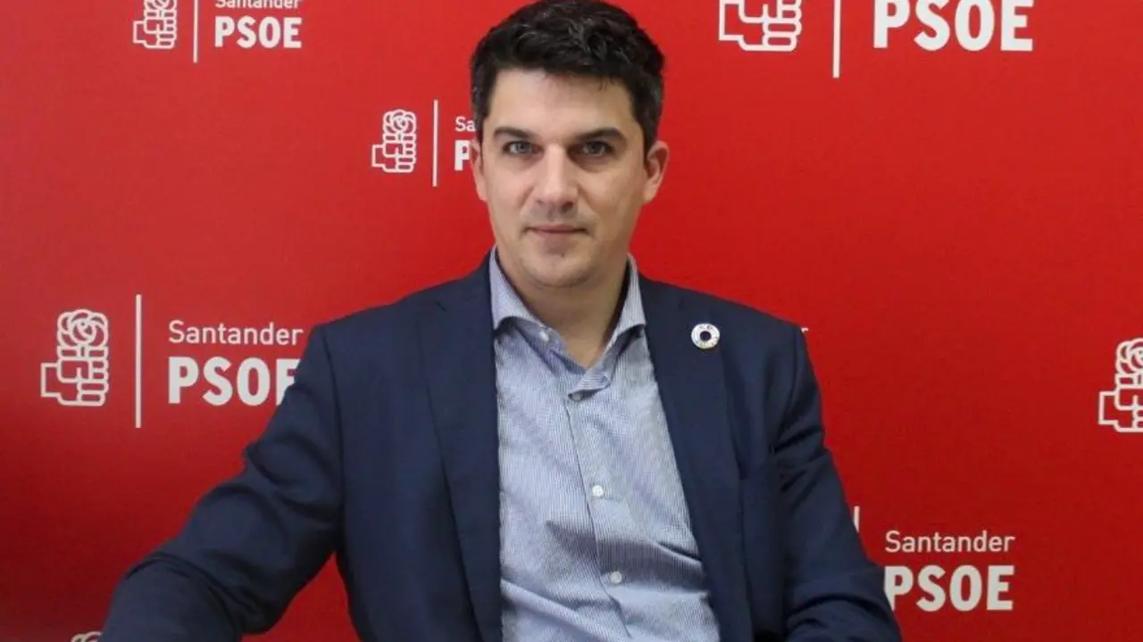 El portavoz del PSOE en el Ayuntamiento de Santander, Daniel Fern&aacute;ndez. / ALERTA